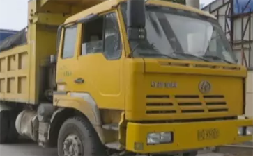 多部門(mén)聯(lián)合整治渣土運(yùn)輸車輛